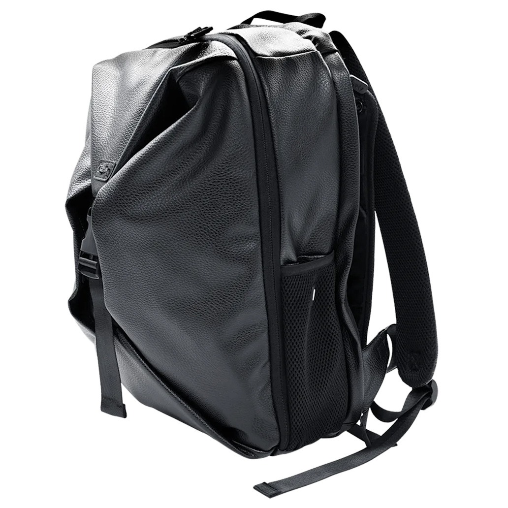 Today only: Quirky Trek 2-in-1 backpack and duffel for $15 shipped